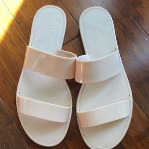 Beautiful Joie Sandals
